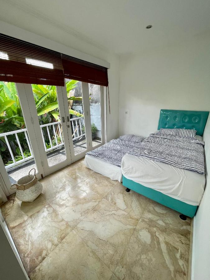 Private Suite In A Kids Friendly Big Shared Villa In Canggu ภายนอก รูปภาพ