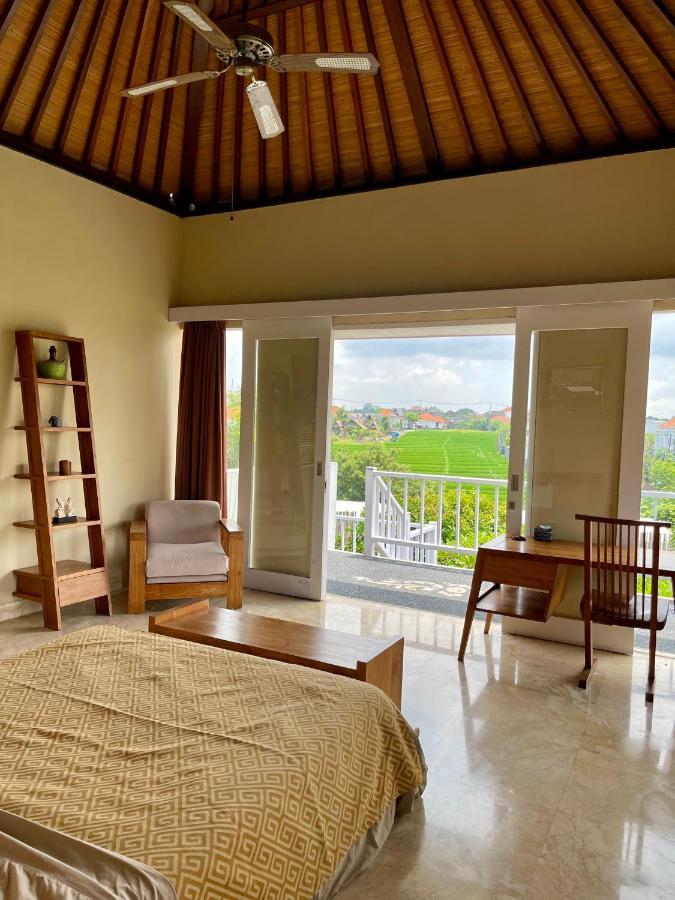 Private Suite In A Kids Friendly Big Shared Villa In Canggu ภายนอก รูปภาพ