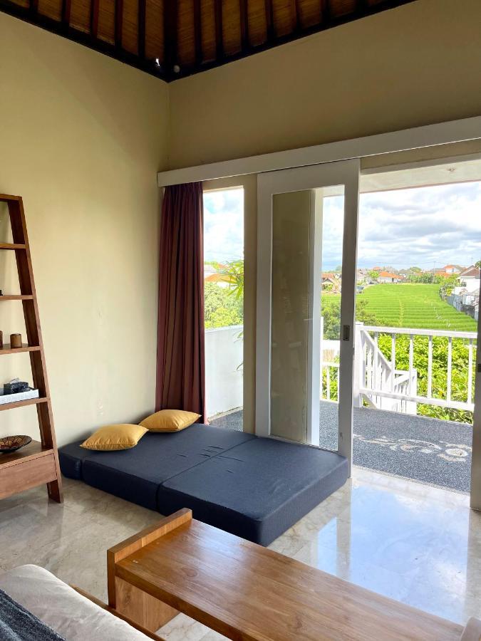 Private Suite In A Kids Friendly Big Shared Villa In Canggu ภายนอก รูปภาพ