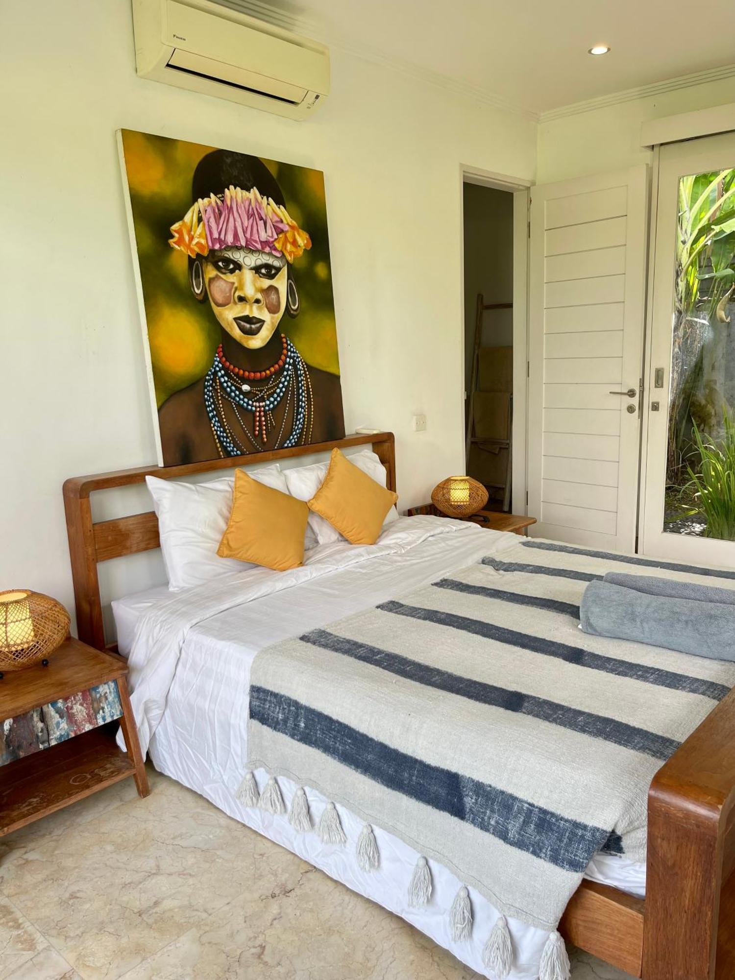 Private Suite In A Kids Friendly Big Shared Villa In Canggu ภายนอก รูปภาพ