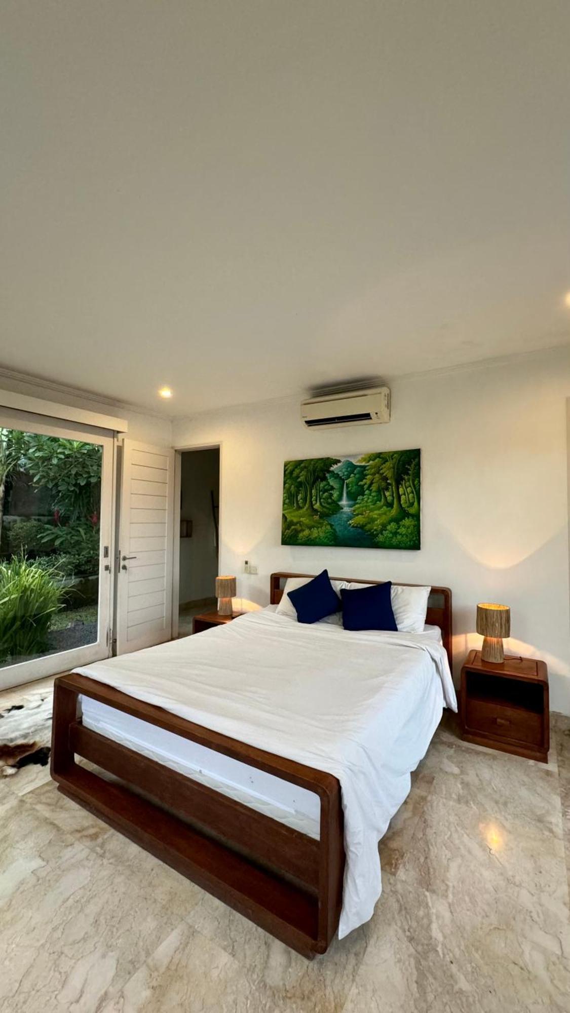 Private Suite In A Kids Friendly Big Shared Villa In Canggu ภายนอก รูปภาพ