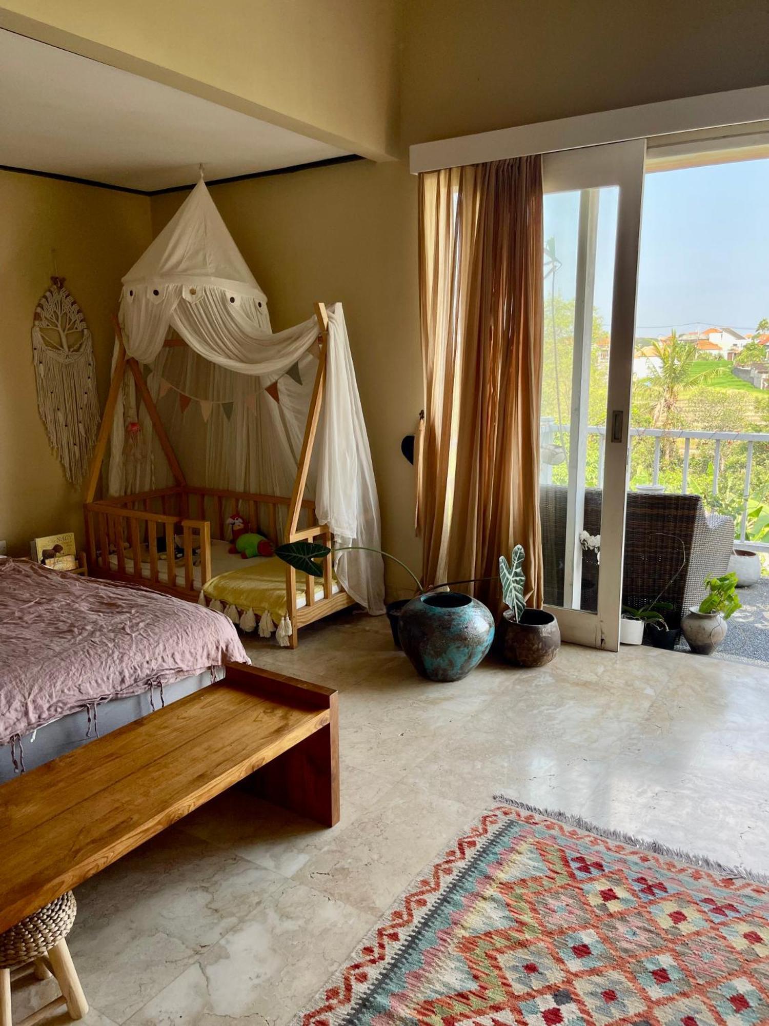 Private Suite In A Kids Friendly Big Shared Villa In Canggu ภายนอก รูปภาพ
